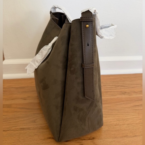 Zara Maxi Bucket Bag with Metal Ring in Sage - Picture 6 of 9